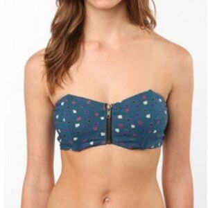 𝅺uo Sparkle & Fade Zip Bra Top